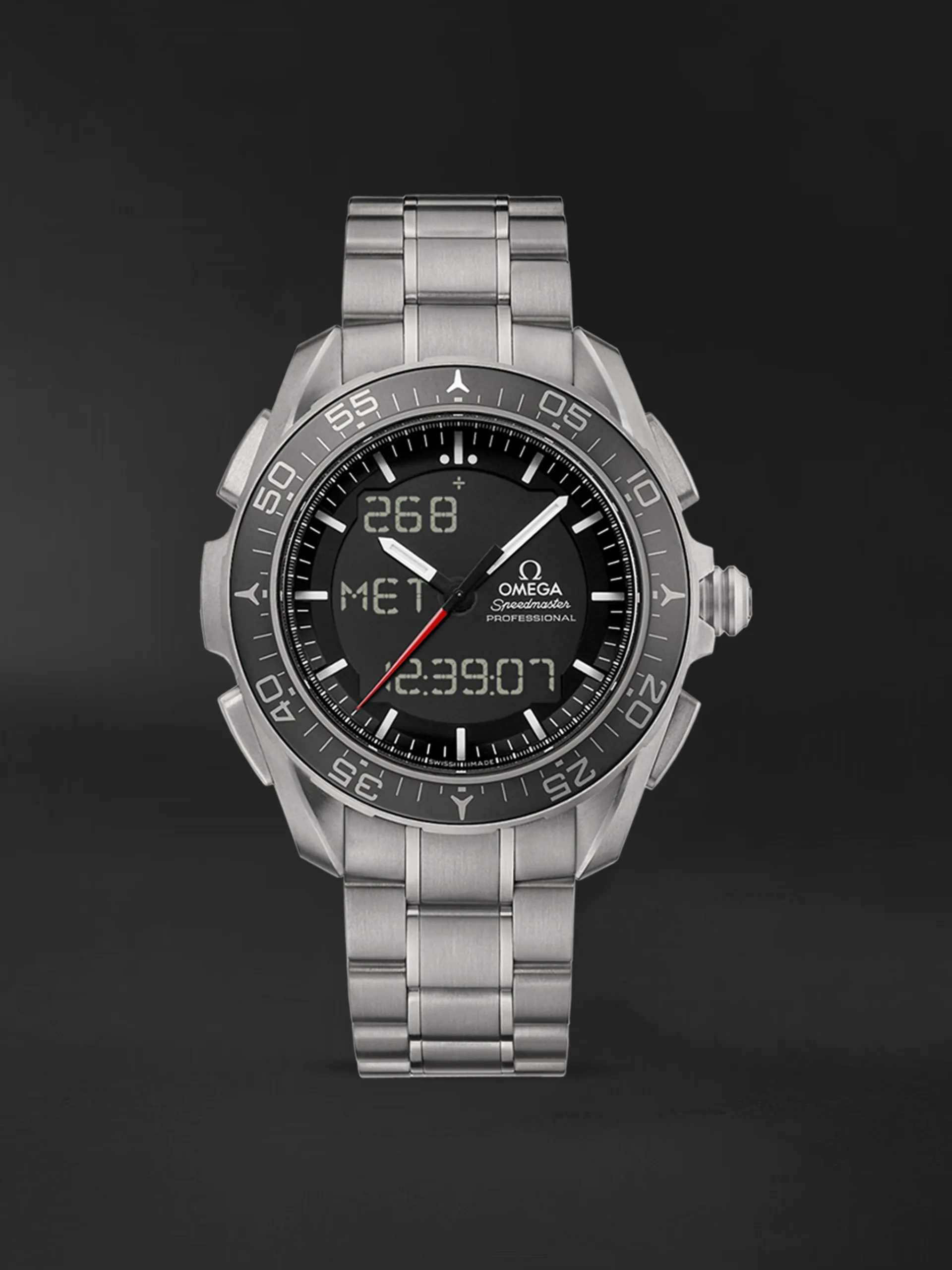 318.90.45.79.01.001-scaled-1.webp Speedmaster Skywalker X‑33 - Görsel 1